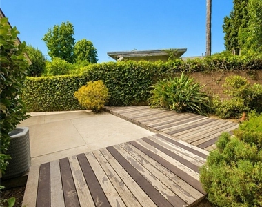 9635 Broadway - Photo Thumbnail 28