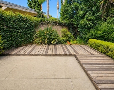 9635 Broadway - Photo Thumbnail 27