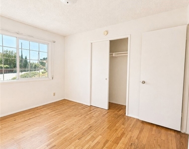 9635 Broadway - Photo Thumbnail 20