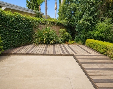 9635 Broadway - Photo Thumbnail 26