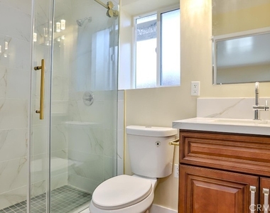 816 Bonita Street - Photo Thumbnail 14