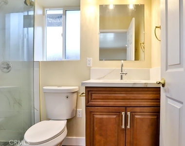 816 Bonita Street - Photo Thumbnail 15