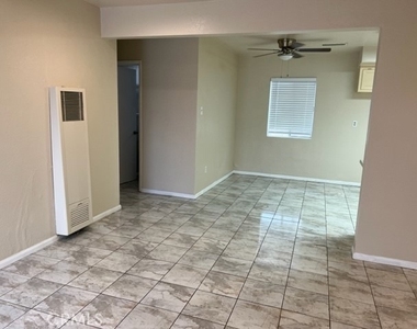 11326 Lower Azusa - Photo Thumbnail 5