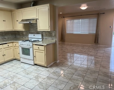 11326 Lower Azusa - Photo Thumbnail 7