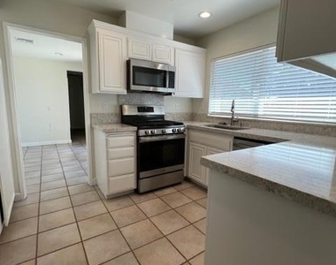 7126 Marmota Street - Photo Thumbnail 4