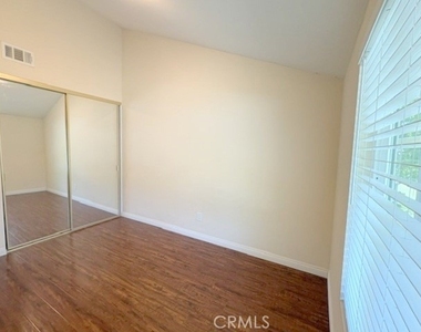 19907 Esquiline Avenue - Photo Thumbnail 4