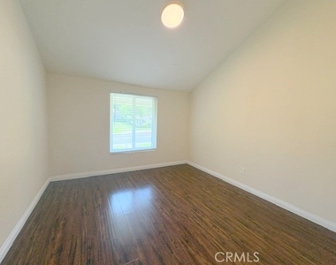 19907 Esquiline Avenue - Photo Thumbnail 7