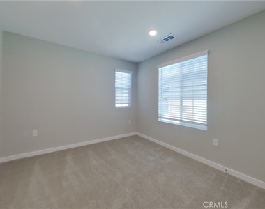 29431 Caribbean Pine Way - Photo Thumbnail 10