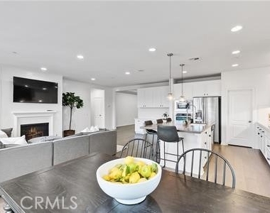 31650 Sweetwater Circle - Photo Thumbnail 7