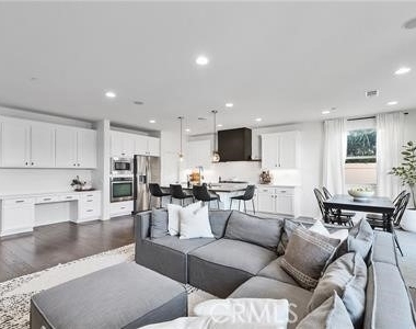 31650 Sweetwater Circle - Photo Thumbnail 3