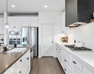 31650 Sweetwater Circle - Photo Thumbnail 11