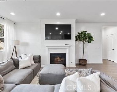 31650 Sweetwater Circle - Photo Thumbnail 12