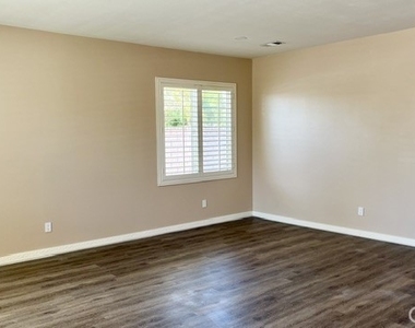 29687 Cool Meadow Drive - Photo Thumbnail 2