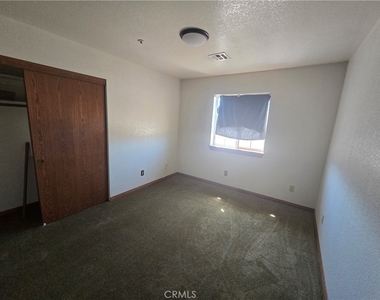 7057 W Avenue H - Photo Thumbnail 24