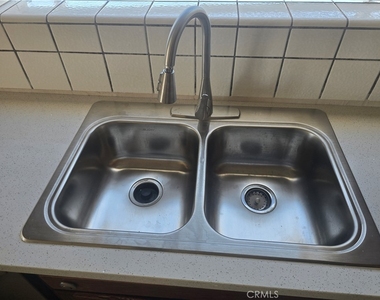 7057 W Avenue H - Photo Thumbnail 9