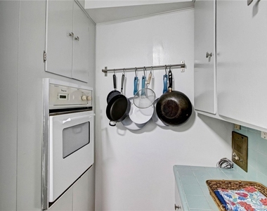 4268 Troost Avenue - Photo Thumbnail 9