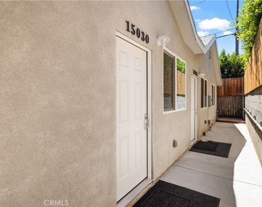 15030 Hesby Street - Photo Thumbnail 2