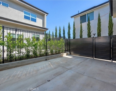 10882 1/2 Dora Street - Photo Thumbnail 13