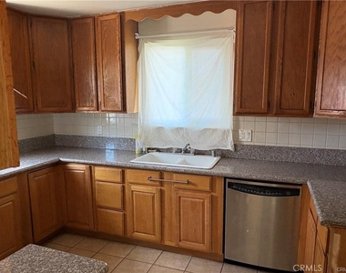 38323 Rita Street - Photo Thumbnail 2