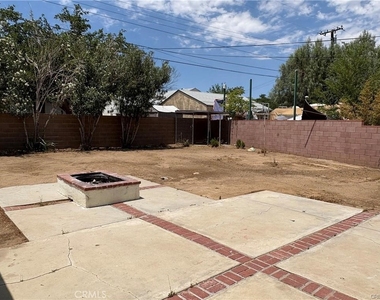 38323 Rita Street - Photo Thumbnail 14