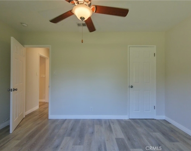 6928 Lubao Avenue - Photo Thumbnail 20
