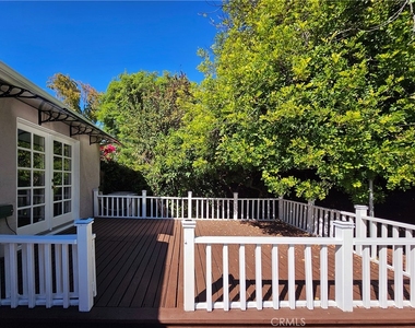 5624 Graves Avenue - Photo Thumbnail 14