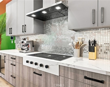 425 N Alfred - Photo Thumbnail 9