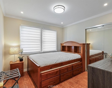 7300 Ponce Avenue - Photo Thumbnail 7