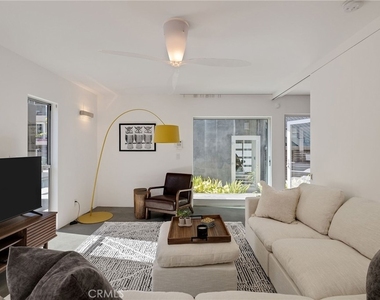 27 Driftwood Street - Photo Thumbnail 14