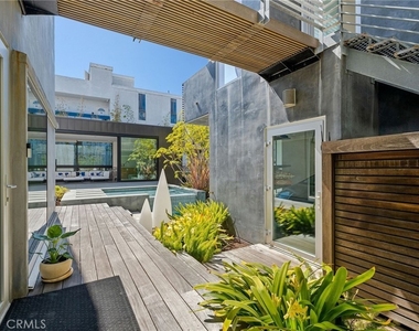 27 Driftwood Street - Photo Thumbnail 32