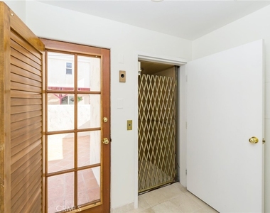 1110 Esplanade - Photo Thumbnail 30