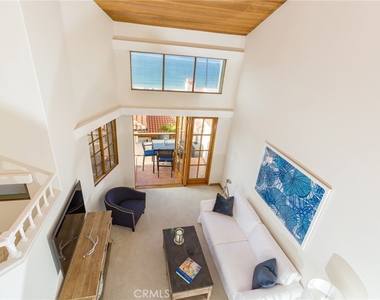 1110 Esplanade - Photo Thumbnail 20