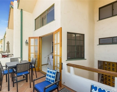 1110 Esplanade - Photo Thumbnail 32