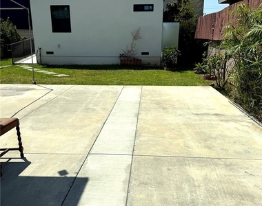 4586 W 142nd - Photo Thumbnail 17