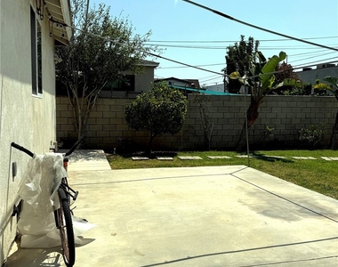 4586 W 142nd - Photo Thumbnail 18