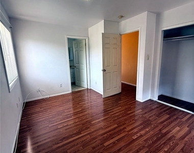 4586 W 142nd - Photo Thumbnail 12