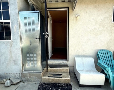 4586 W 142nd - Photo Thumbnail 16