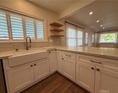 1328 W 13th - Photo Thumbnail 5