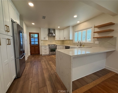 1328 W 13th - Photo Thumbnail 3