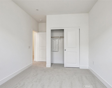 1839 Lychee St - Photo Thumbnail 4