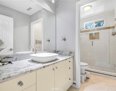 1530 Crestar Court - Photo Thumbnail 3