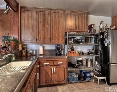 5538 Premiere Avenue - Photo Thumbnail 5
