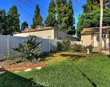 5538 Premiere Avenue - Photo Thumbnail 25