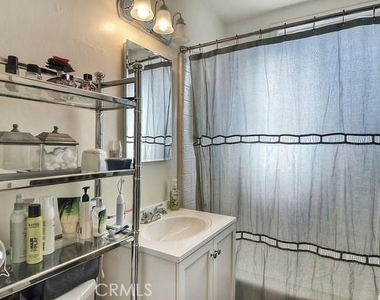 5538 Premiere Avenue - Photo Thumbnail 16