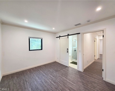 2102 Nipomo Avenue - Photo Thumbnail 23