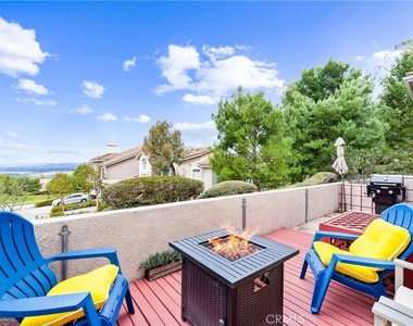 1037 S Daybreak Court - Photo Thumbnail 24
