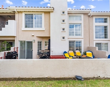 1037 S Daybreak Court - Photo Thumbnail 28