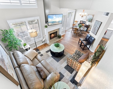 1037 S Daybreak Court - Photo Thumbnail 32