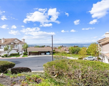 1037 S Daybreak Court - Photo Thumbnail 26