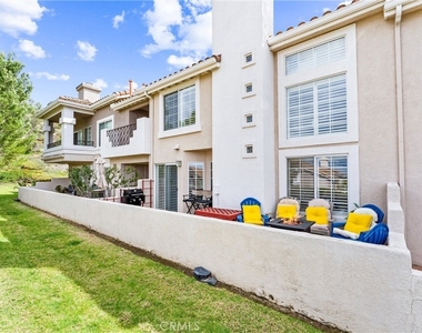 1037 S Daybreak Court - Photo Thumbnail 27